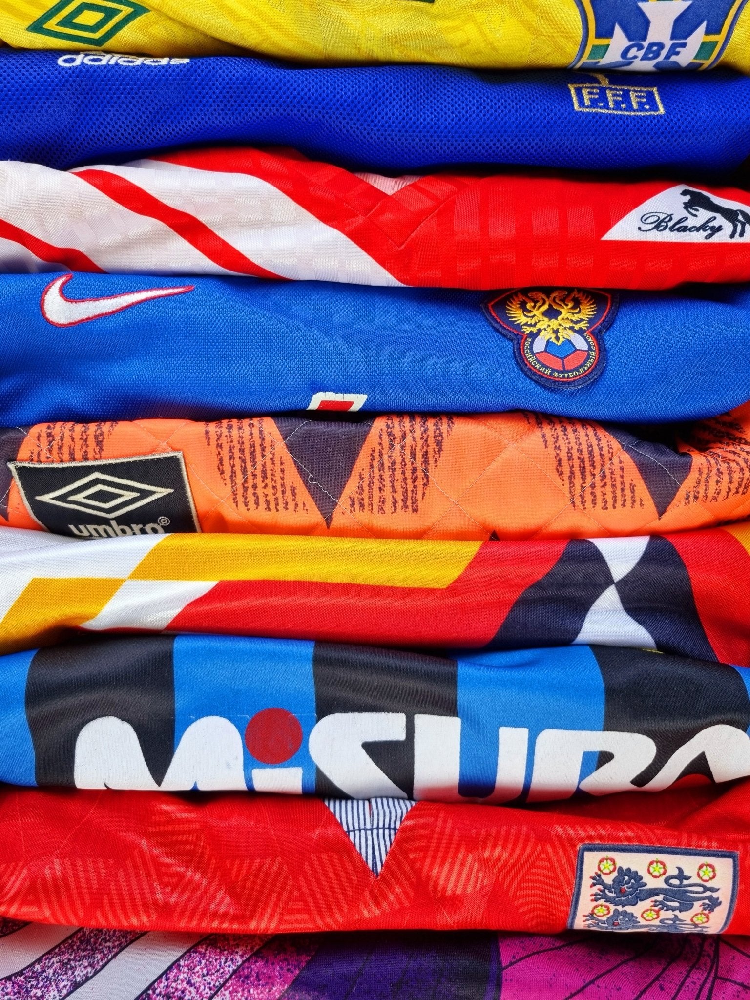 Clearance football shirts online