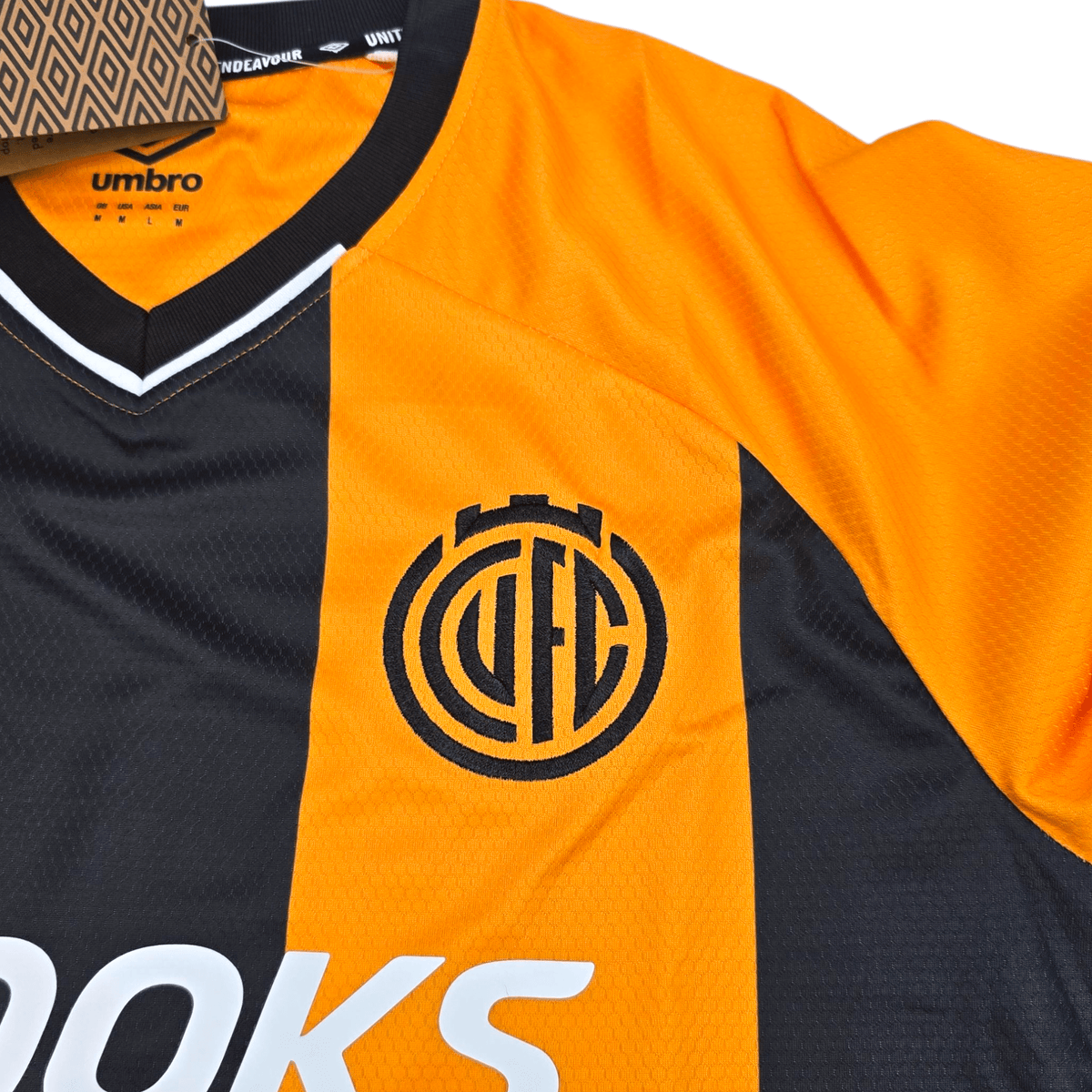 2025/26 Cambridge United Home Football Shirt Umbro - Football Finery - FF302106_H_S