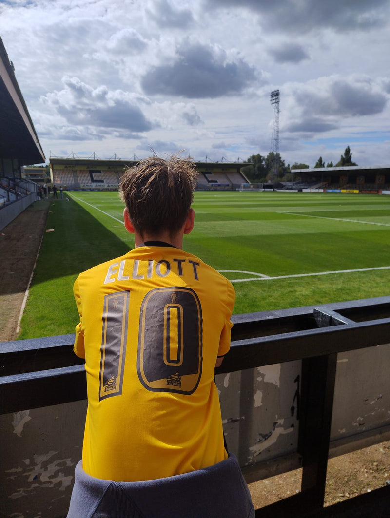 JACK NIGHTINGALE: BORN INTO THE CAMBRIDGE UNITED FAIRYTALE - Football Finery