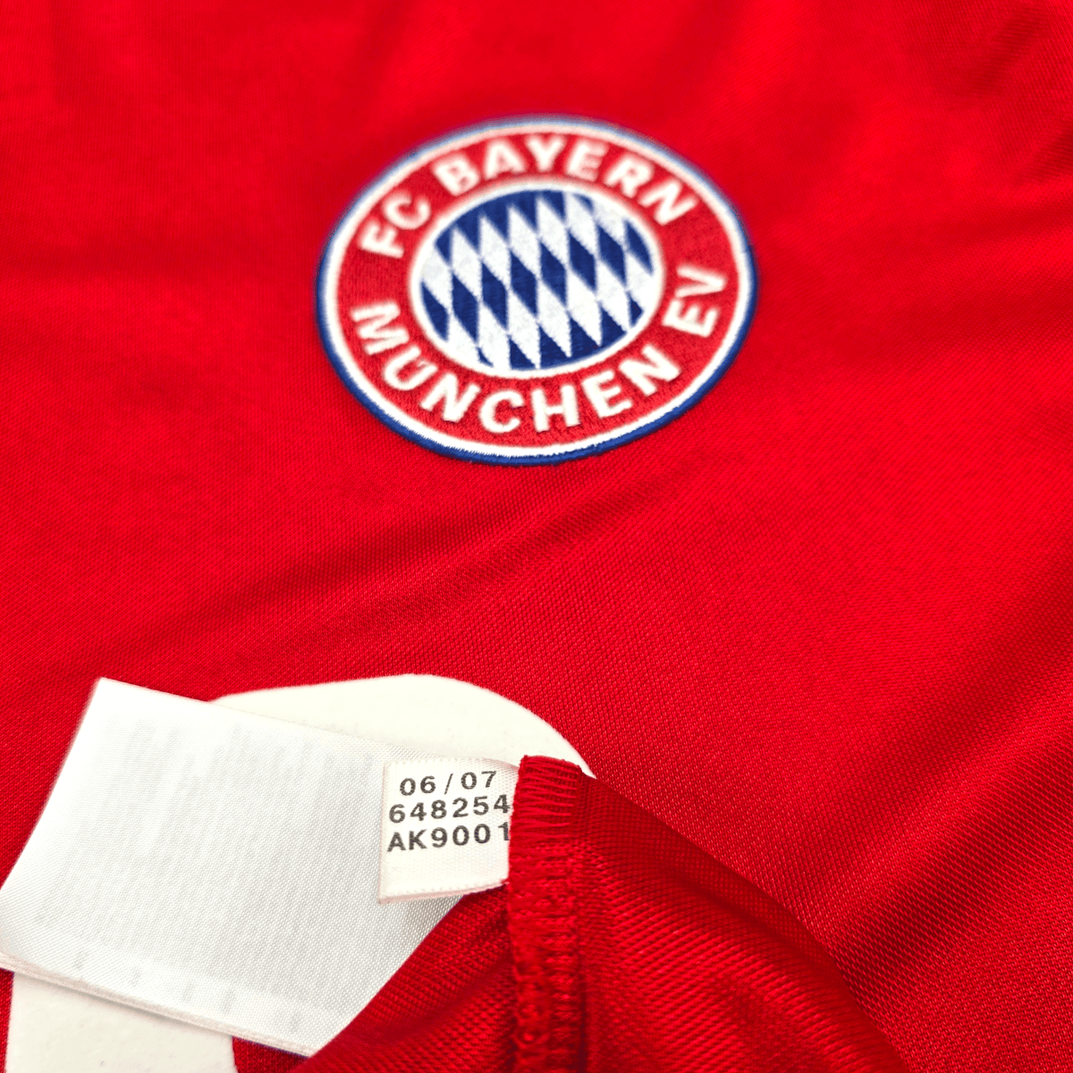 1982/83 Bayern Munich Home Football Shirt (2XL) Adidas Originals - Football Finery - FF300968