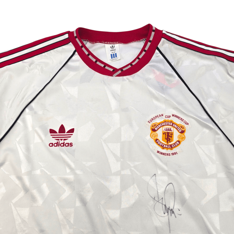 1990/91 Manchester United European Cup Winners Football Shirt (L) Adidas (Signed: Denis Irwin) - Football Finery - FF300413