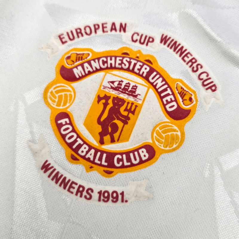 1990/91 Manchester United European Cup Winners Football Shirt (L) Adidas (Signed: Denis Irwin) - Football Finery - FF300413