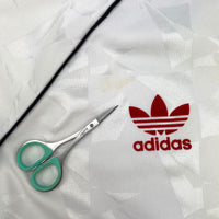 1990/91 Manchester United European Cup Winners Football Shirt (L) Adidas (Signed: Denis Irwin) - Football Finery - FF300413