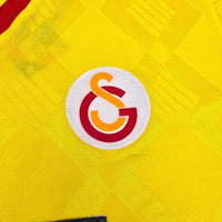 1992/93 Galatasaray Away Football Shirt (L) Umbro - Football Finery - FF306886