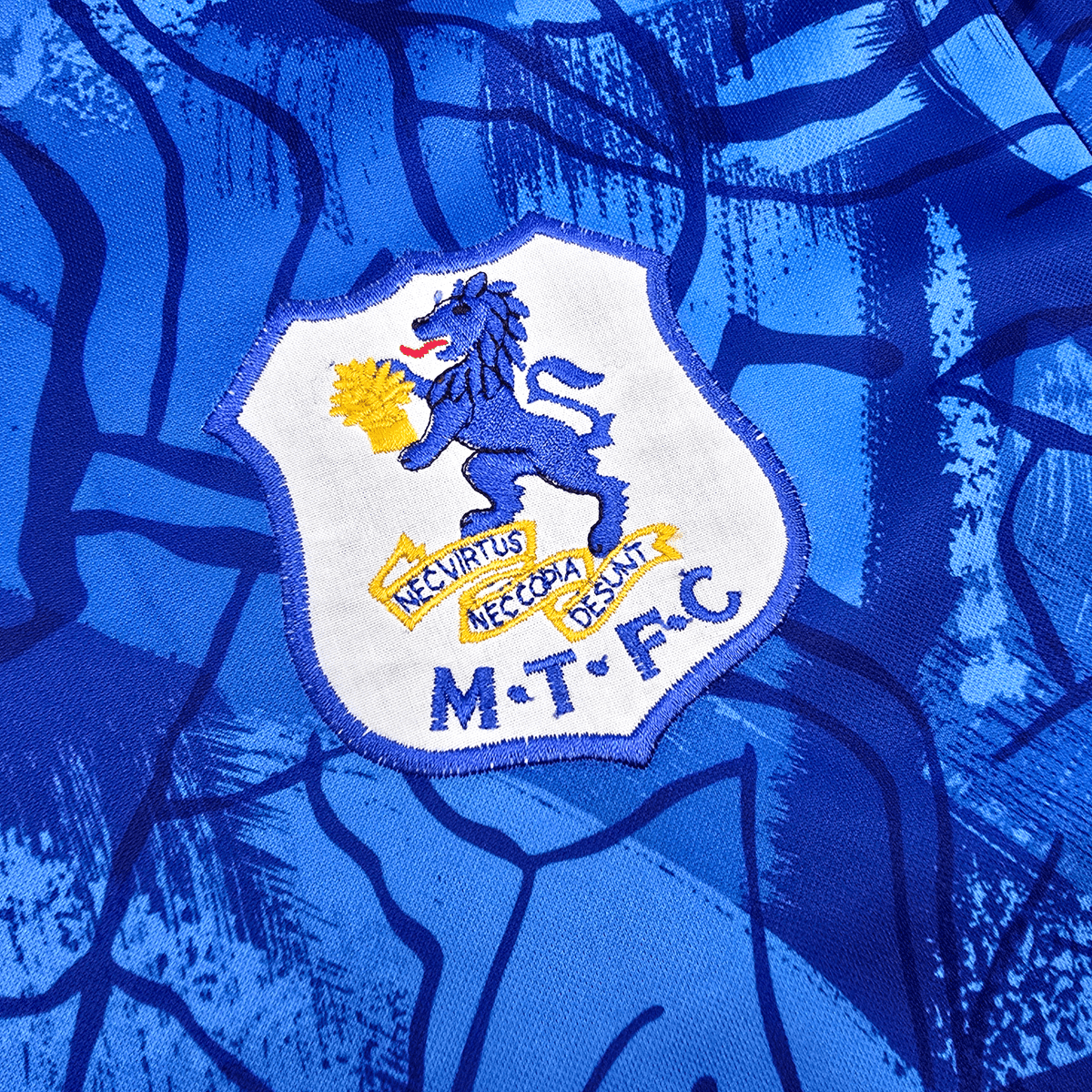 1993/94 Macclesfield Town Away Football Shirt (XL) Strata - Football Finery - FF303745