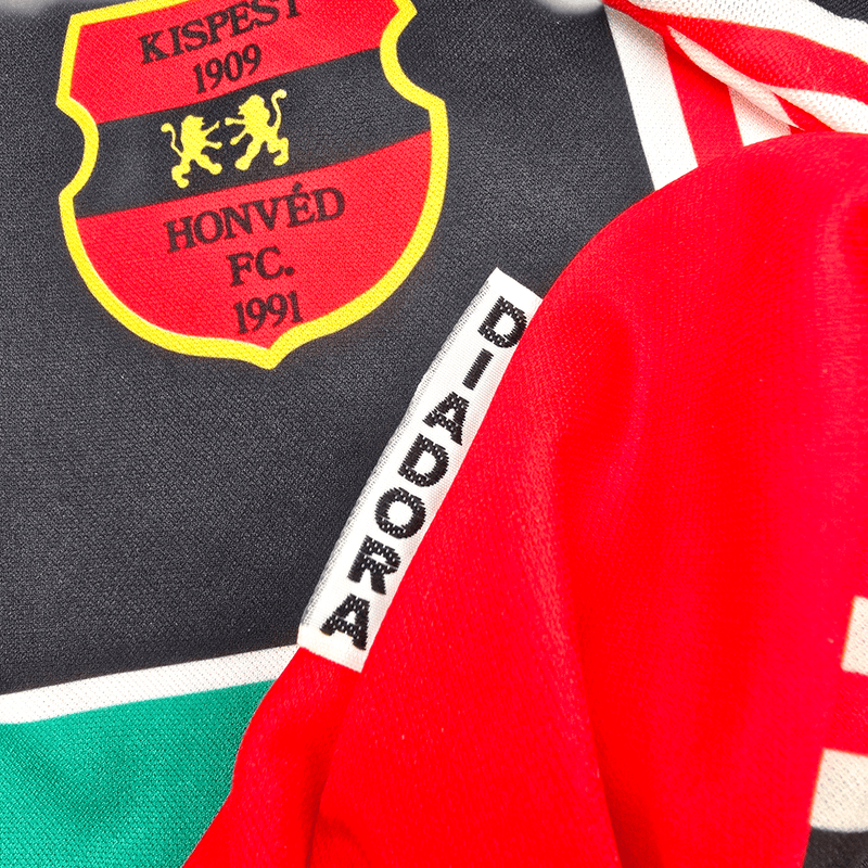 1994/96 Budapest Honvéd Home Football Shirt (XL) Diadora - Football Finery - FF301855