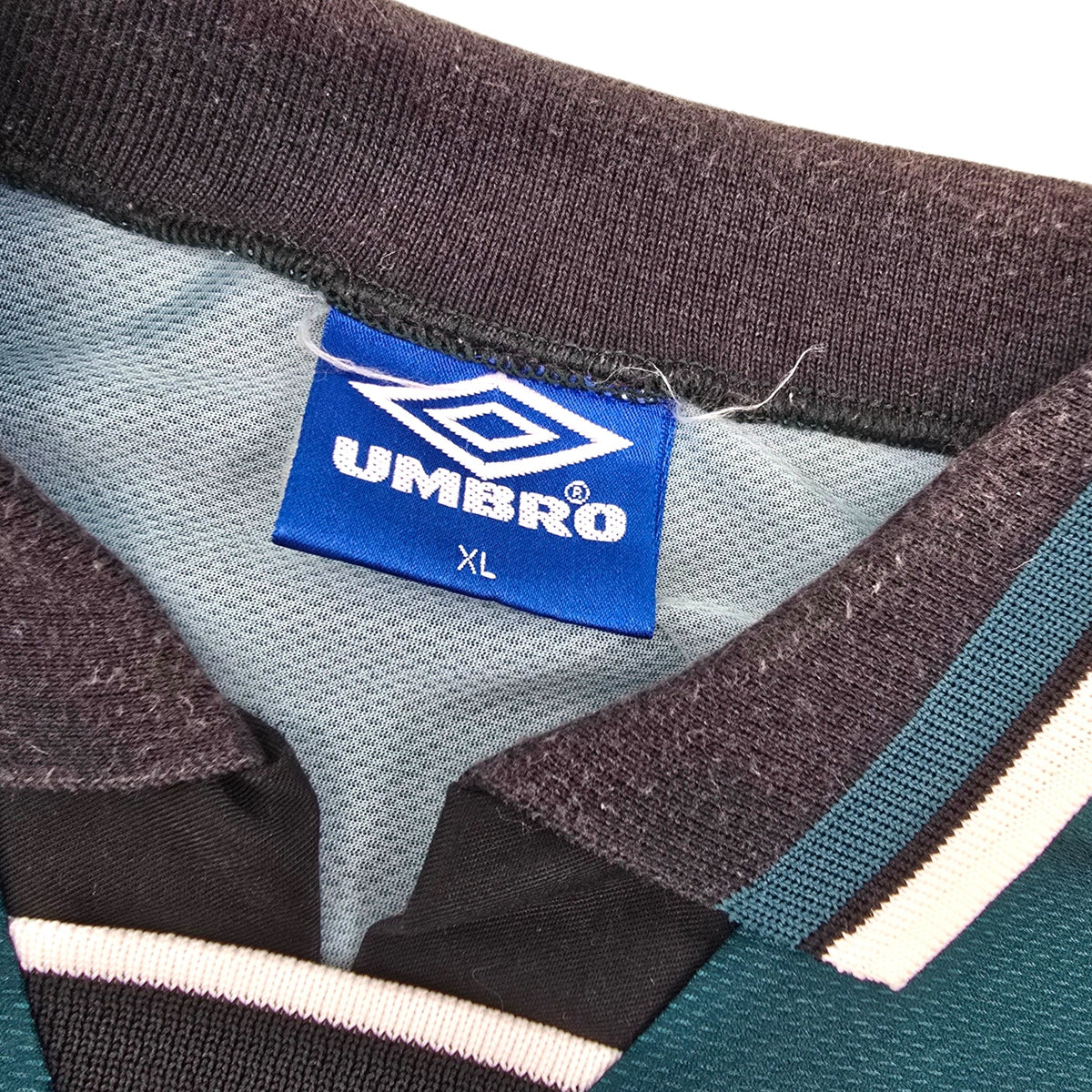 1995/96 Ajax Away Football Shirt (XL) Umbro - Football Finery - FF306946