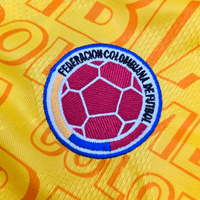 1995/96 Colombia Home Football Shirt (XL) Umbro 10 Valderrama - Football Finery - FF300685