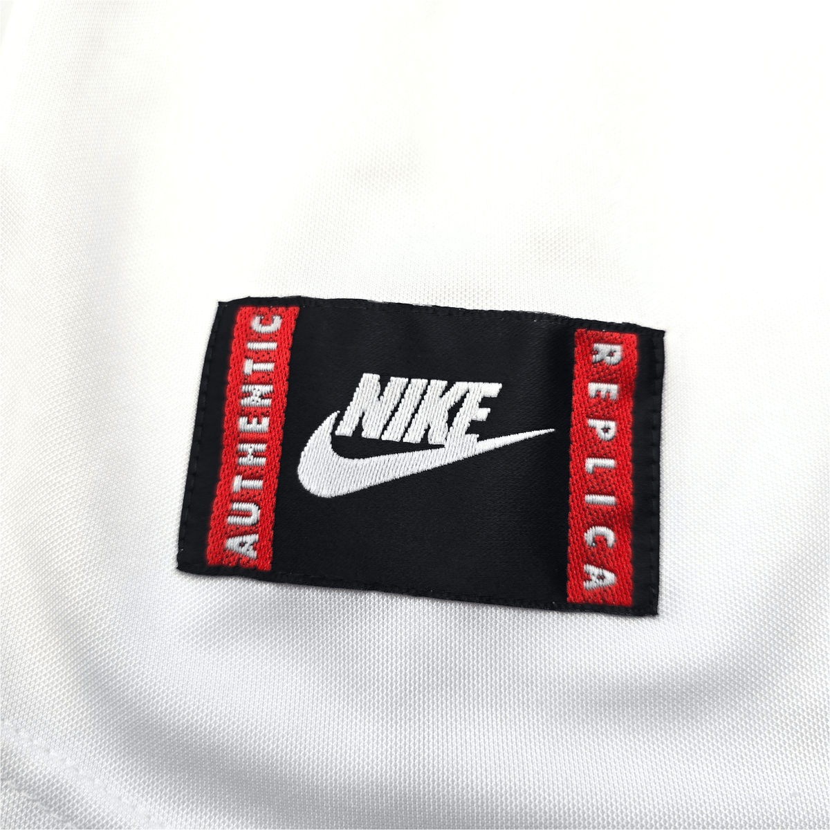 1996/97 Italy Away Football Shirt (2XL) Nike 21 Zola - Football Finery - FF303656
