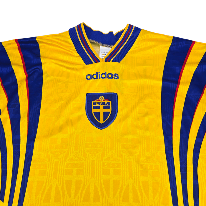 1996/97 Sweden Home Football Shirt (XL) Adidas - Football Finery - FF301697