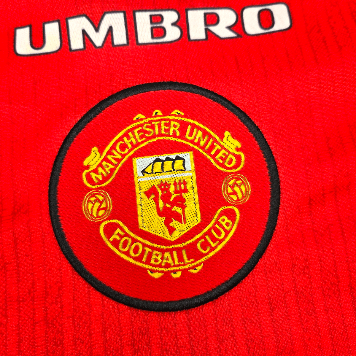 1996/98 Manchester United Home Football Shirt (XL) Umbro 7 Cantona - Football Finery - FF302616