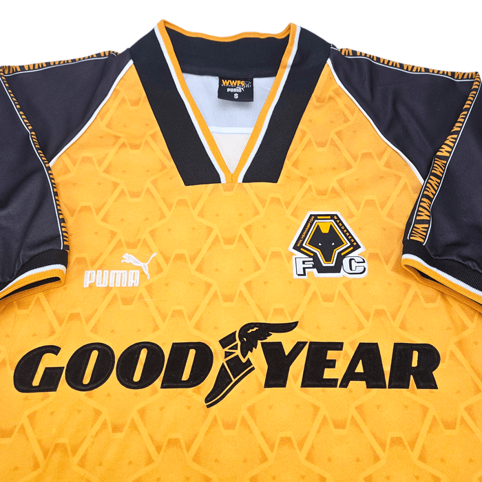 1996/98 Wolverhampton Wanderers Home Football Shirt (S) Puma - Football Finery - FF302716