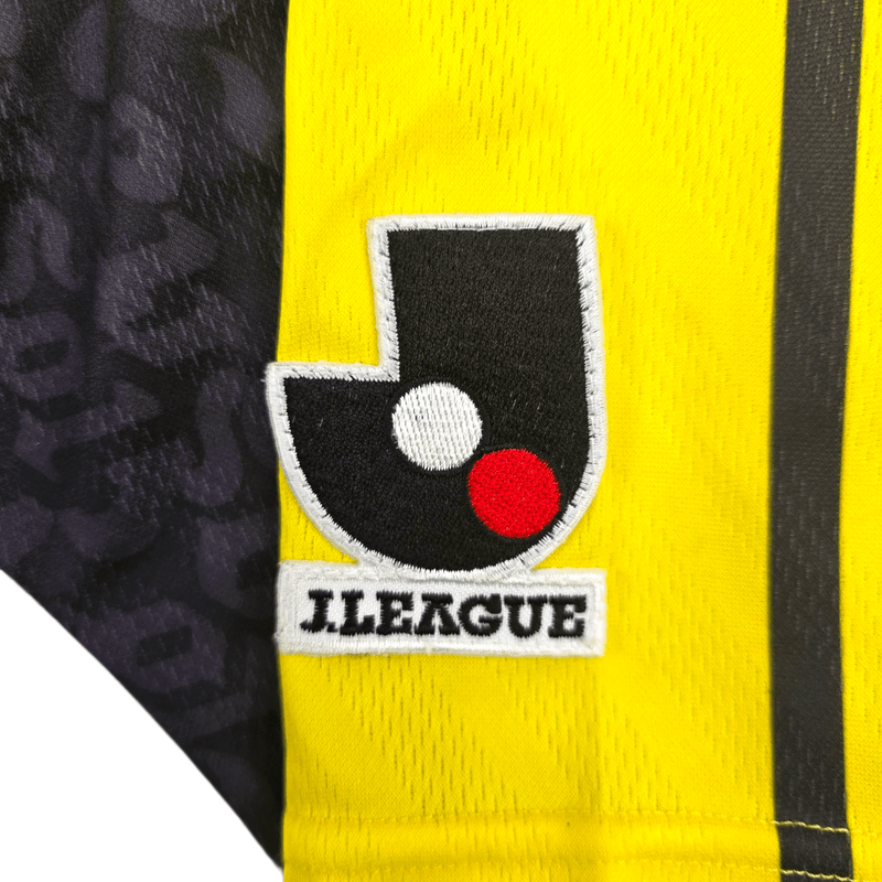 1997/98 Kashiwa Reysol Home Football Shirt (L) Umbro 11 - Football Finery - FF300854