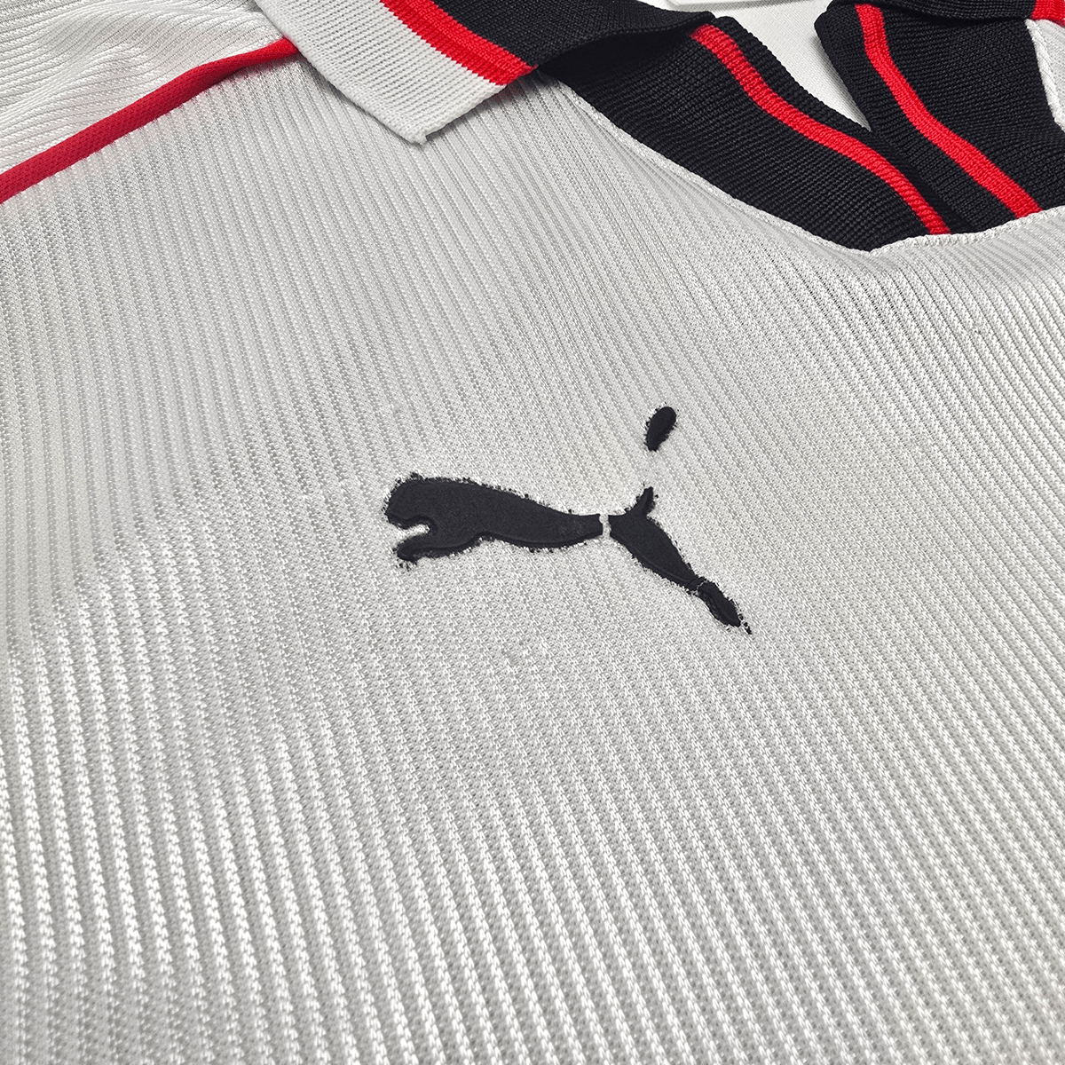1998/00 Austria Home Football Shirt (L) Puma - Football Finery - FF304322
