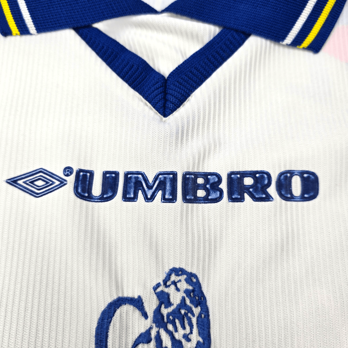1998/00 Chelsea Away Football Shirt (L) Umbro 25 Zola - Football Finery - FF301588