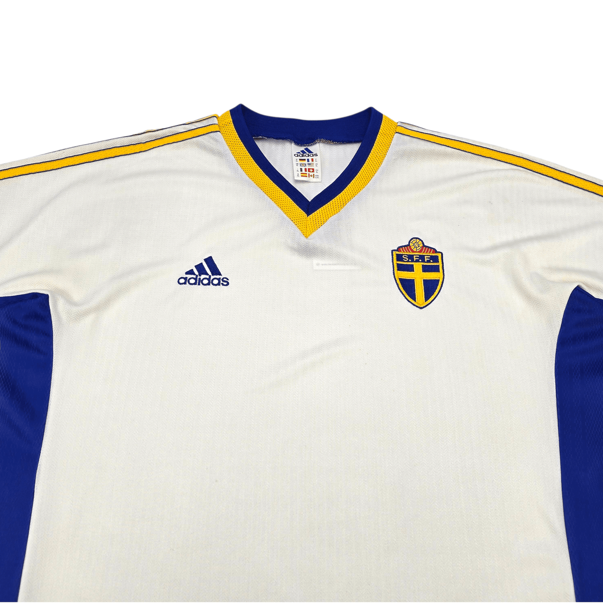 1998/00 Sweden Away Football Shirt (XL) Adidas - Football Finery - FF303339