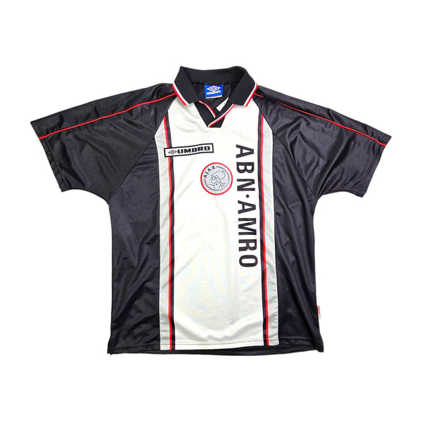 199899-ajax-away-football-