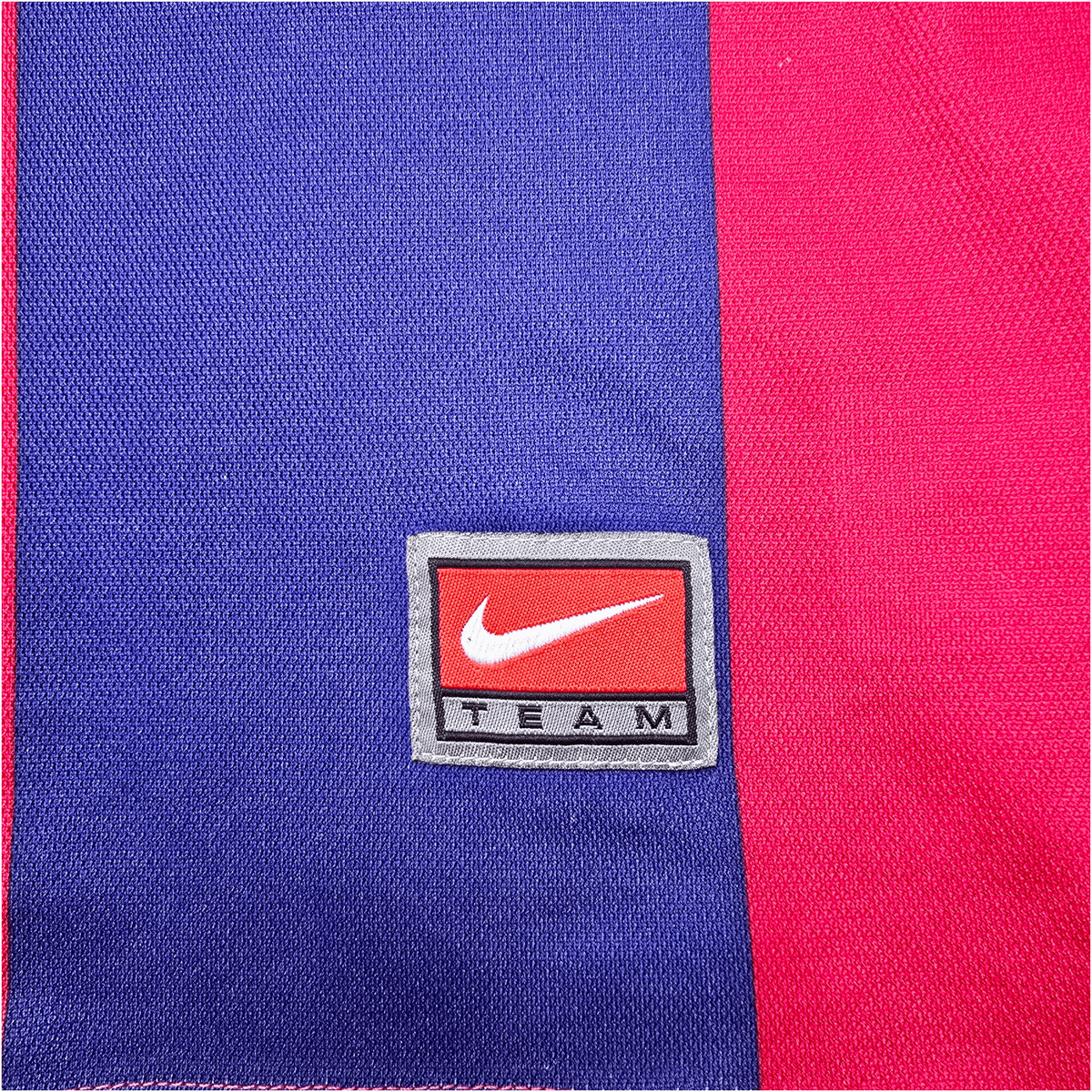 1998/99 Barcelona Home Football Shirt (S) Nike - Football Finery - FF303214