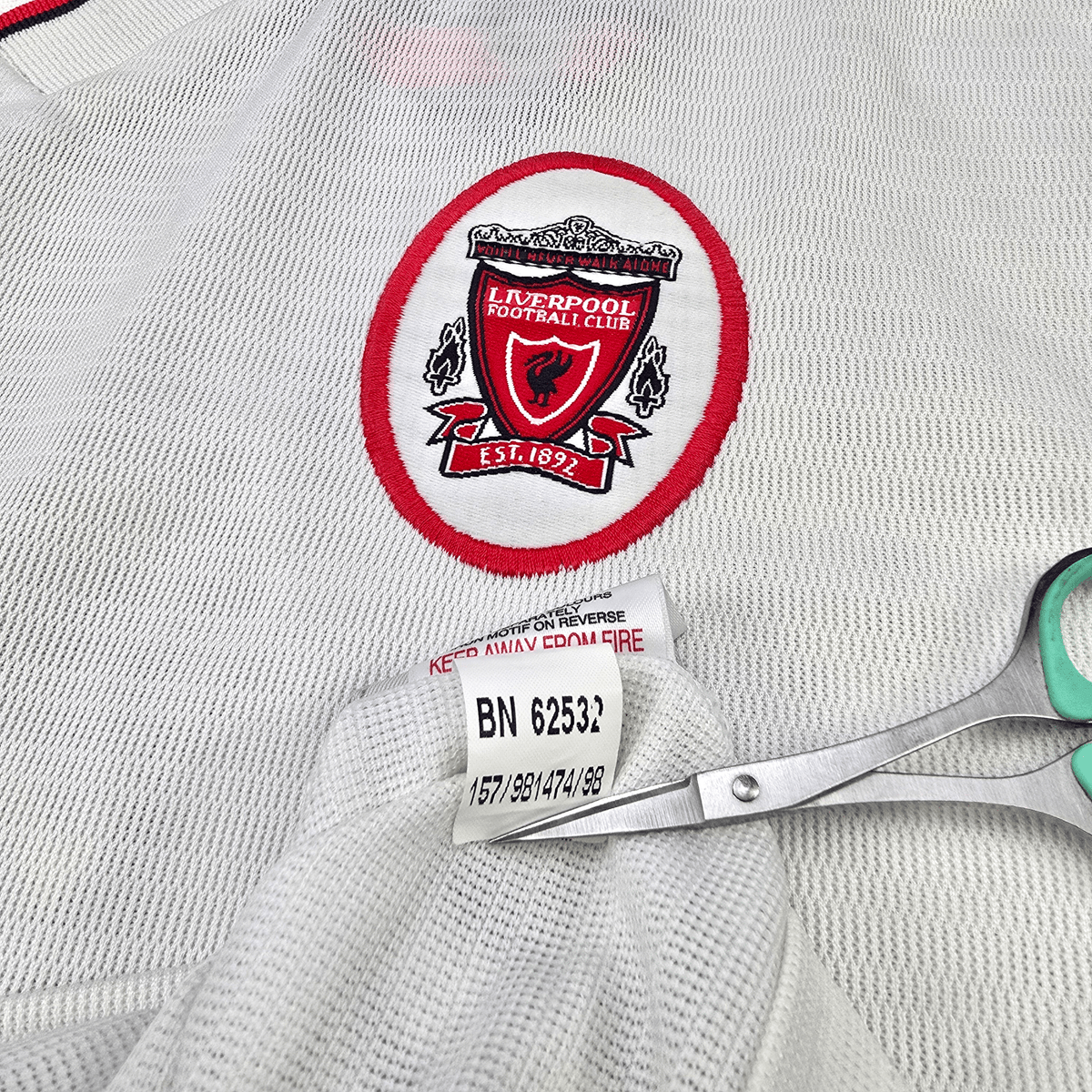 1998/99 Liverpool Away Football Shirt (XL) Reebok 11 Redknapp - Football Finery - FF303157