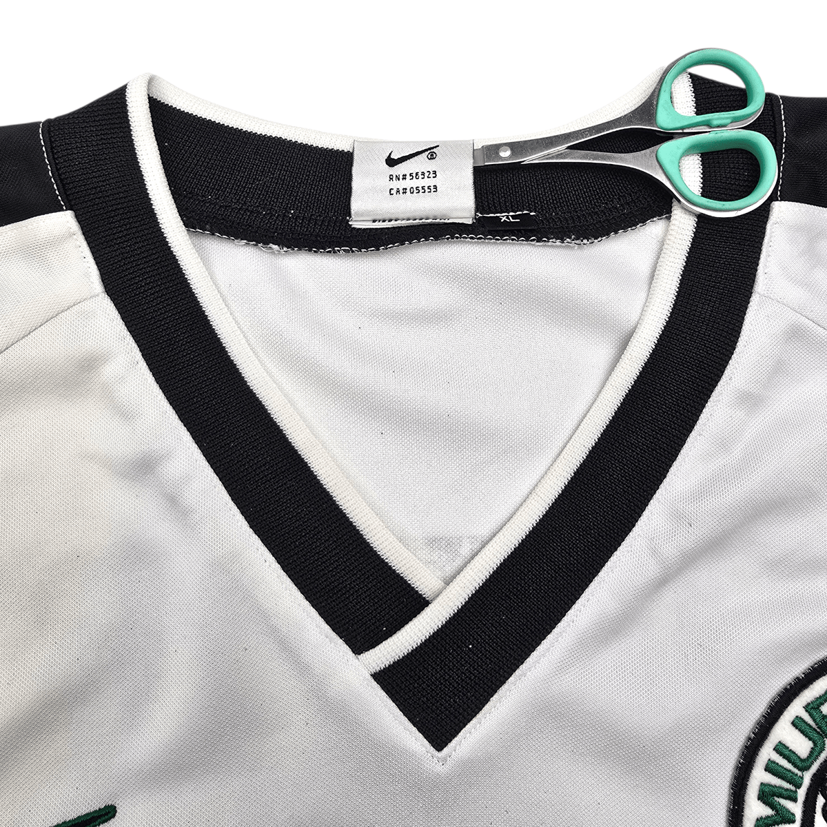 1998/99 Tokyo Verdy Away Football Shirt (L) Nike 29 - Football Finery - FF300882