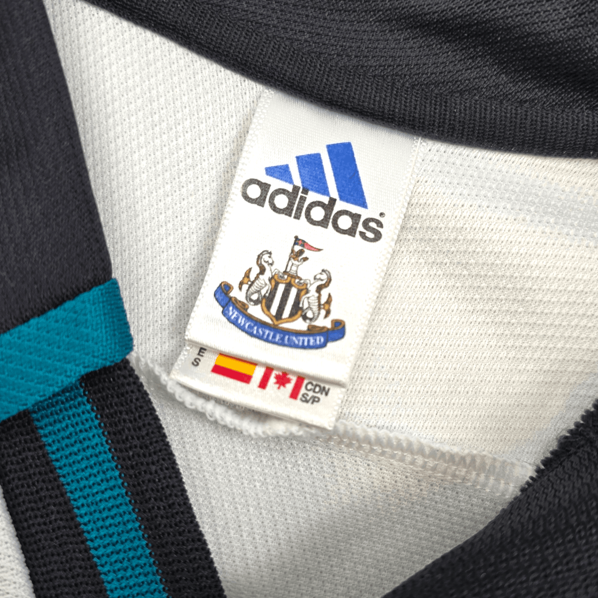 1999/00 Newcastle United Away Football Shirt (S) Adidas 9 Shearer - Football Finery - FF303886