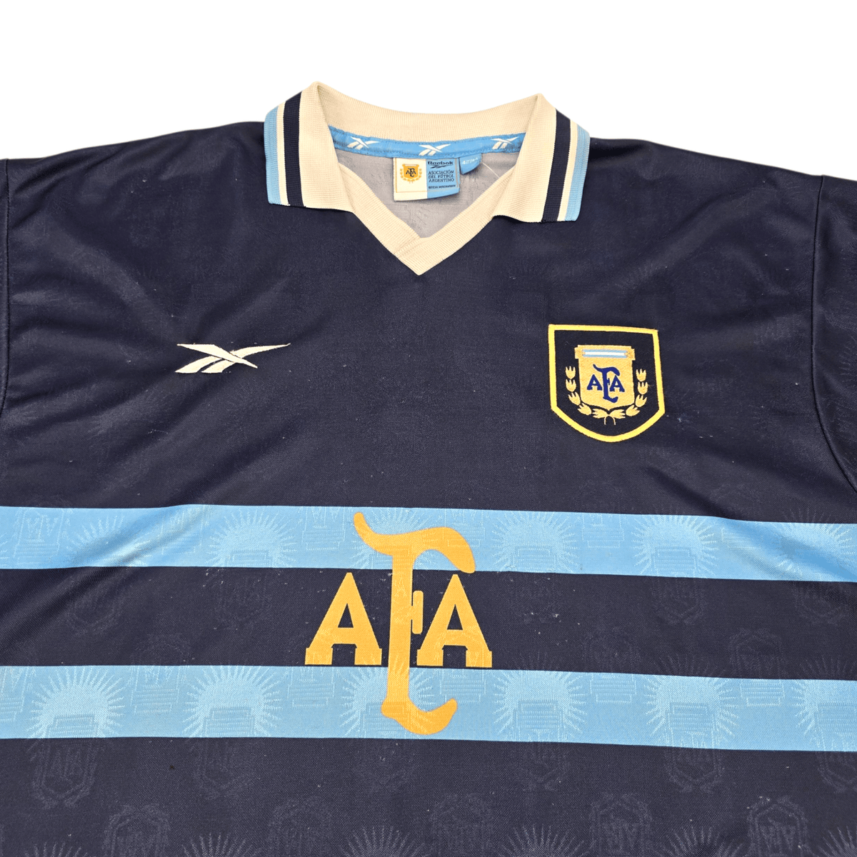 1999/01 Argentina Away Football Shirt (XL) Reebok – Football Finery 1999/01 Argentina Away Football Shirt (XL) Reebok – Football Finery