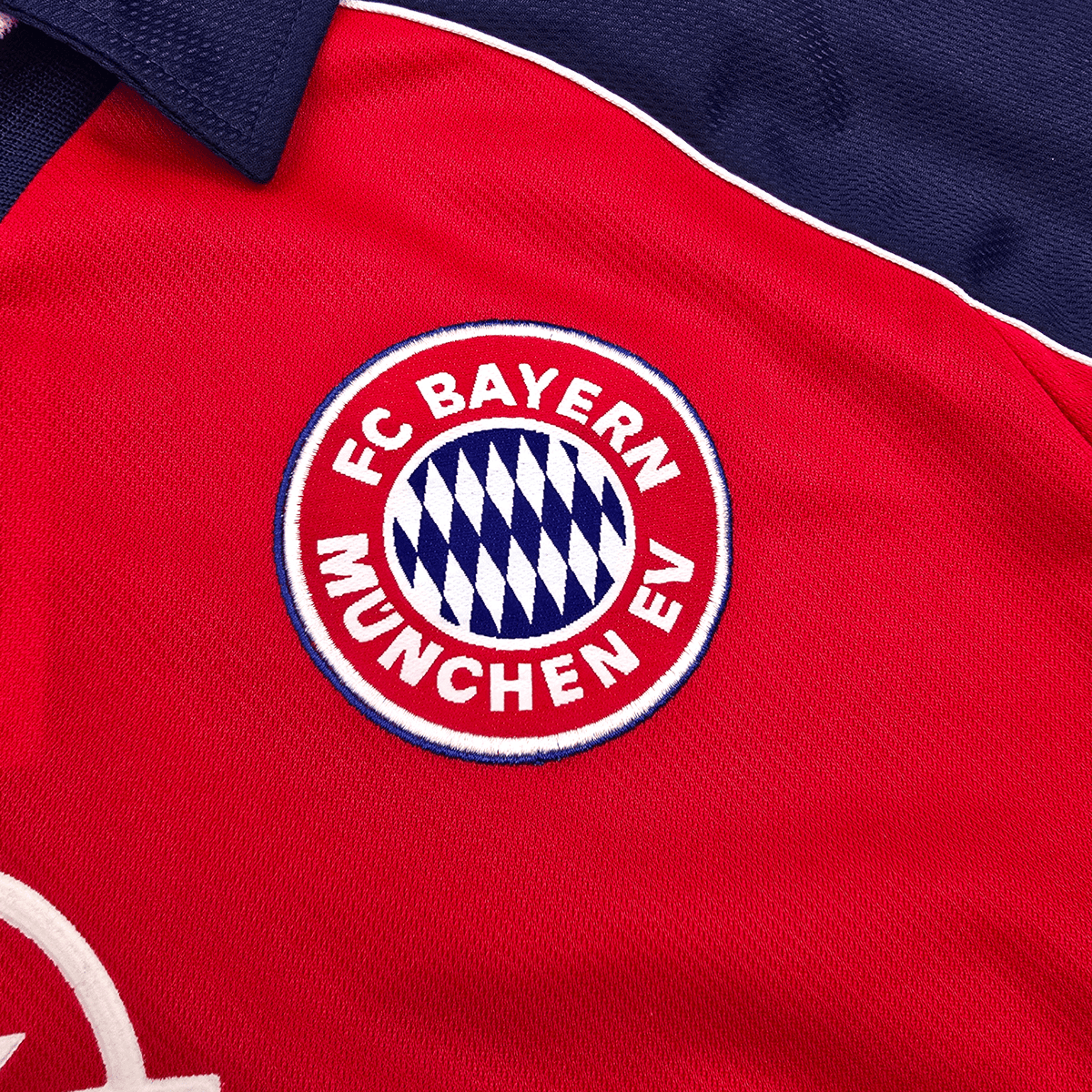 1999/01 Bayern Munich Home Football Shirt (L) Adidas 11 Effenberg - Football Finery - FF303640