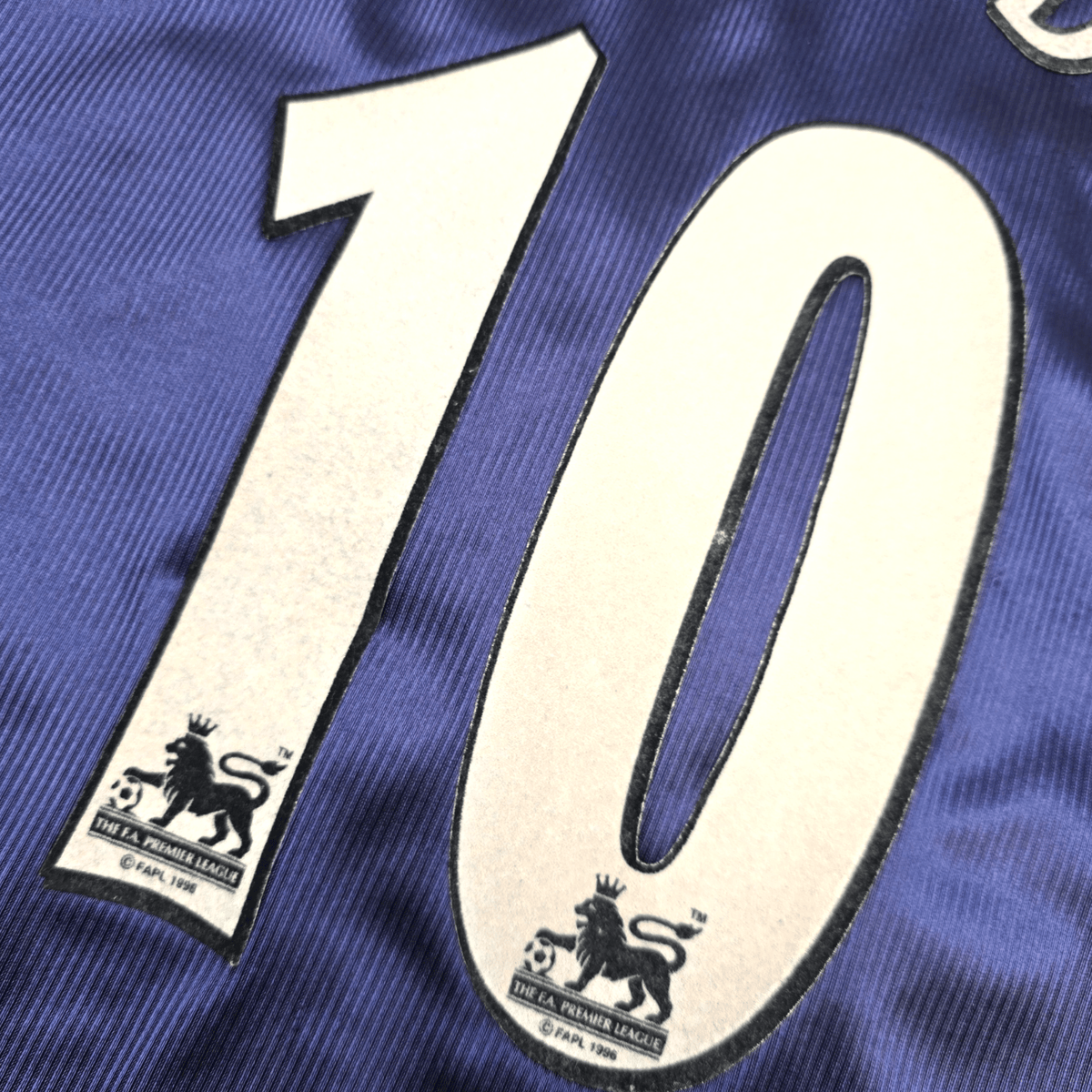 1999/01 Derby County Away Football Shirt (S) Puma 10 Kinkladze - Football Finery - FF304656