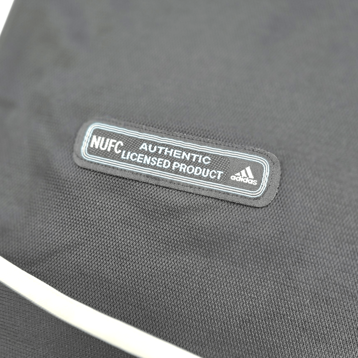 2000/01 Newcastle United Away Football Shirt (M) Adidas 9 Shearer - Football Finery - FF301244