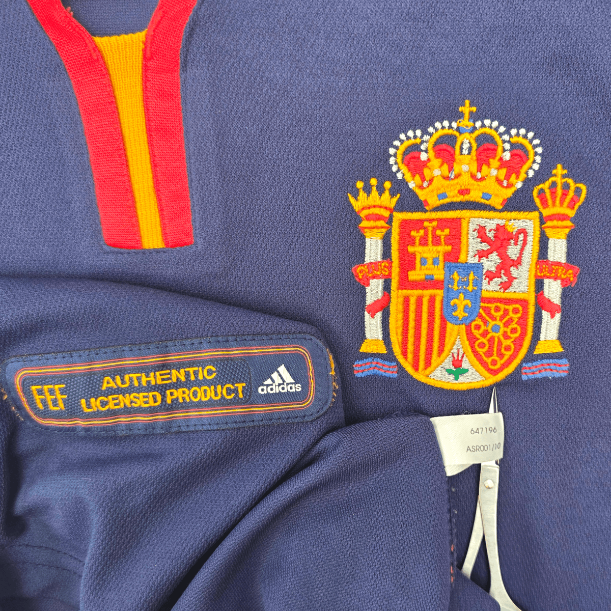 2000/01 Spain Third Football Shirt (L) Adidas 4 Guardiola - Football Finery - FF303922