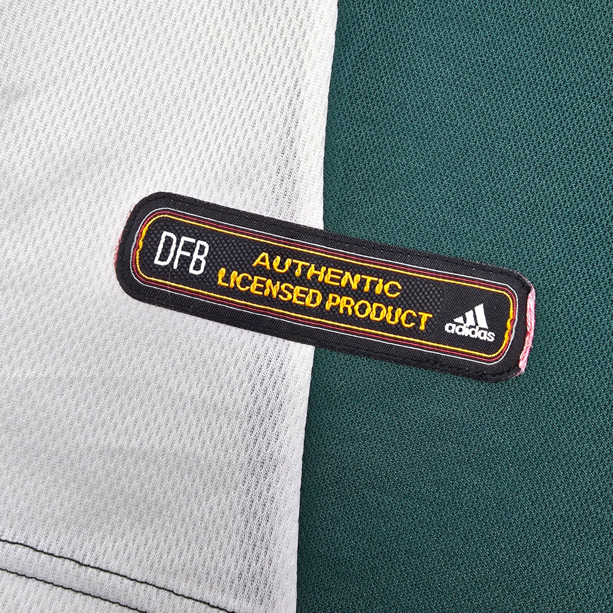 2000/02 Germany Away Football Shirt (M) Adidas 10 Matthaus - Football Finery - FF306974