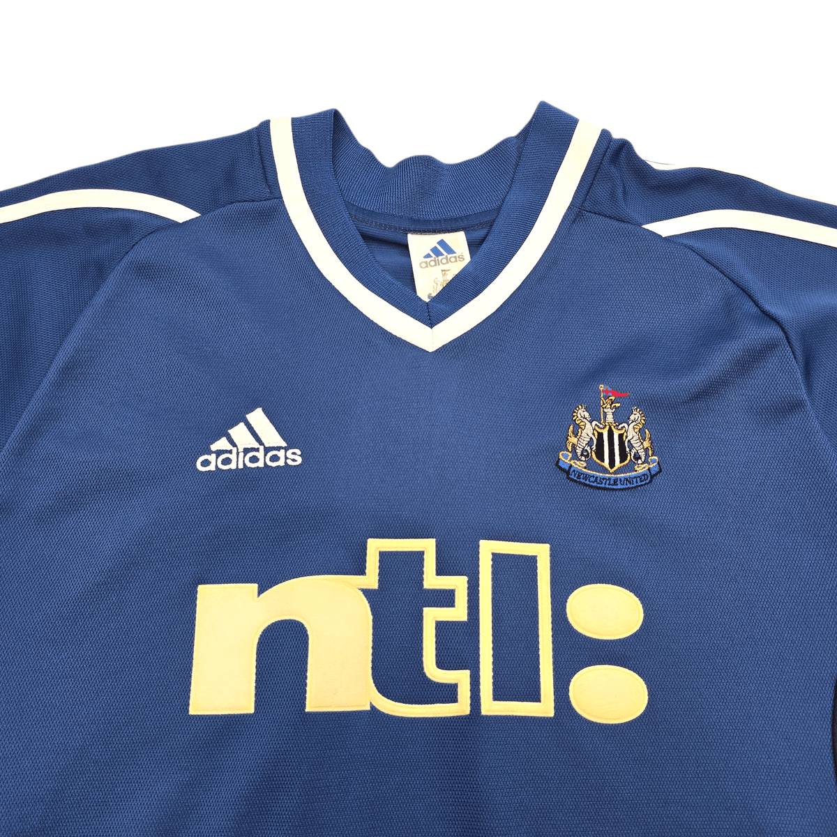 2001/02 Newcastle United Away Football Shirt (M) Adidas 11 Speed - Football Finery - FF303885