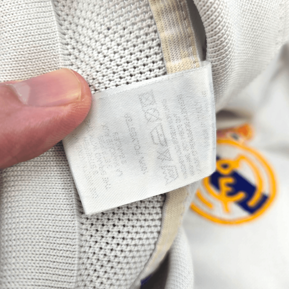 2001/02 Real Madrid Home Football Shirt (S) Adidas #5 Zidane - Football Finery - FF300881