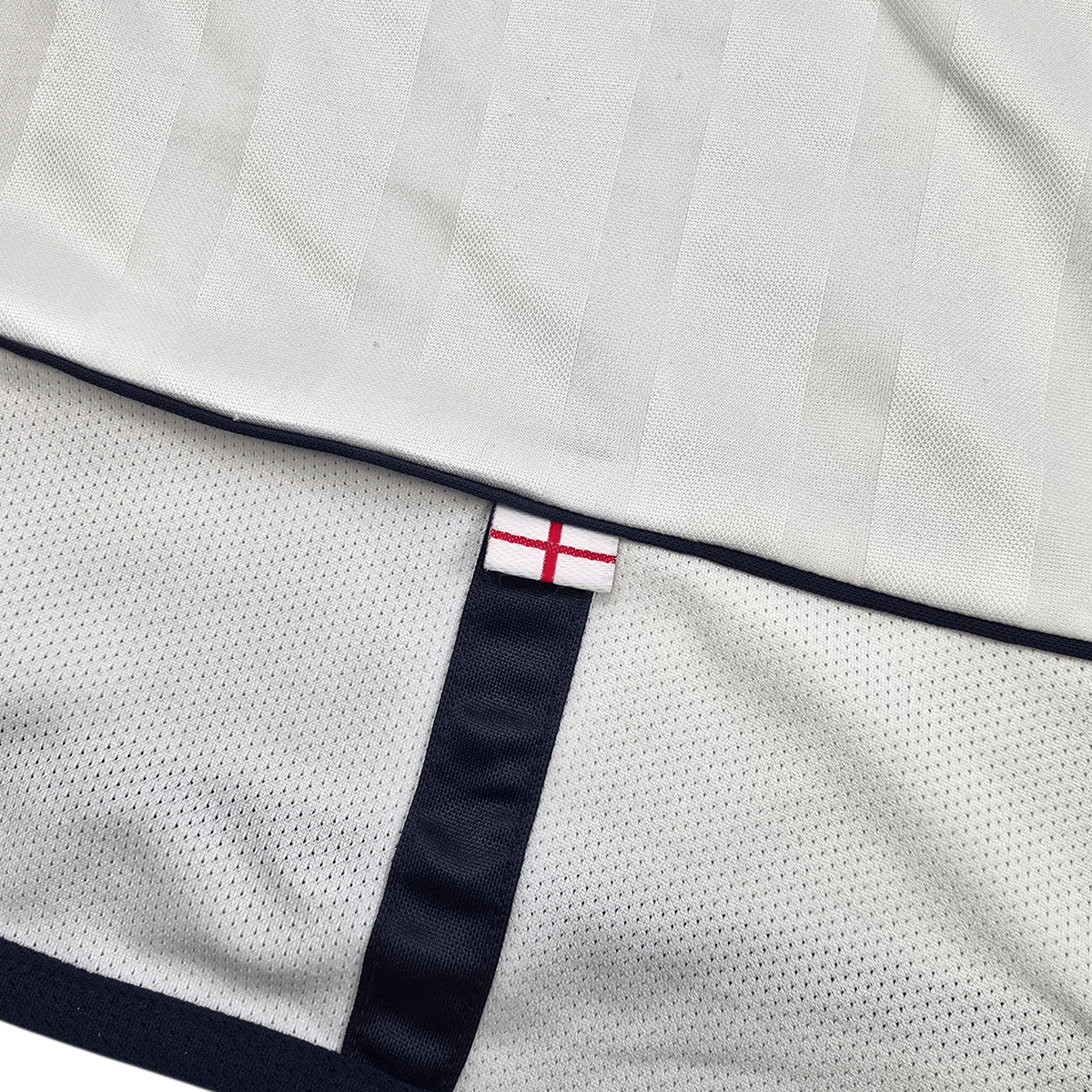 2001/03 England Home Football Shirt (L) Umbro - Football Finery - FF302366