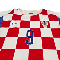 2002/03 Croatia Home Football Shirt (L) Nike 9 Suker (Player Version) - Football Finery - FF302865