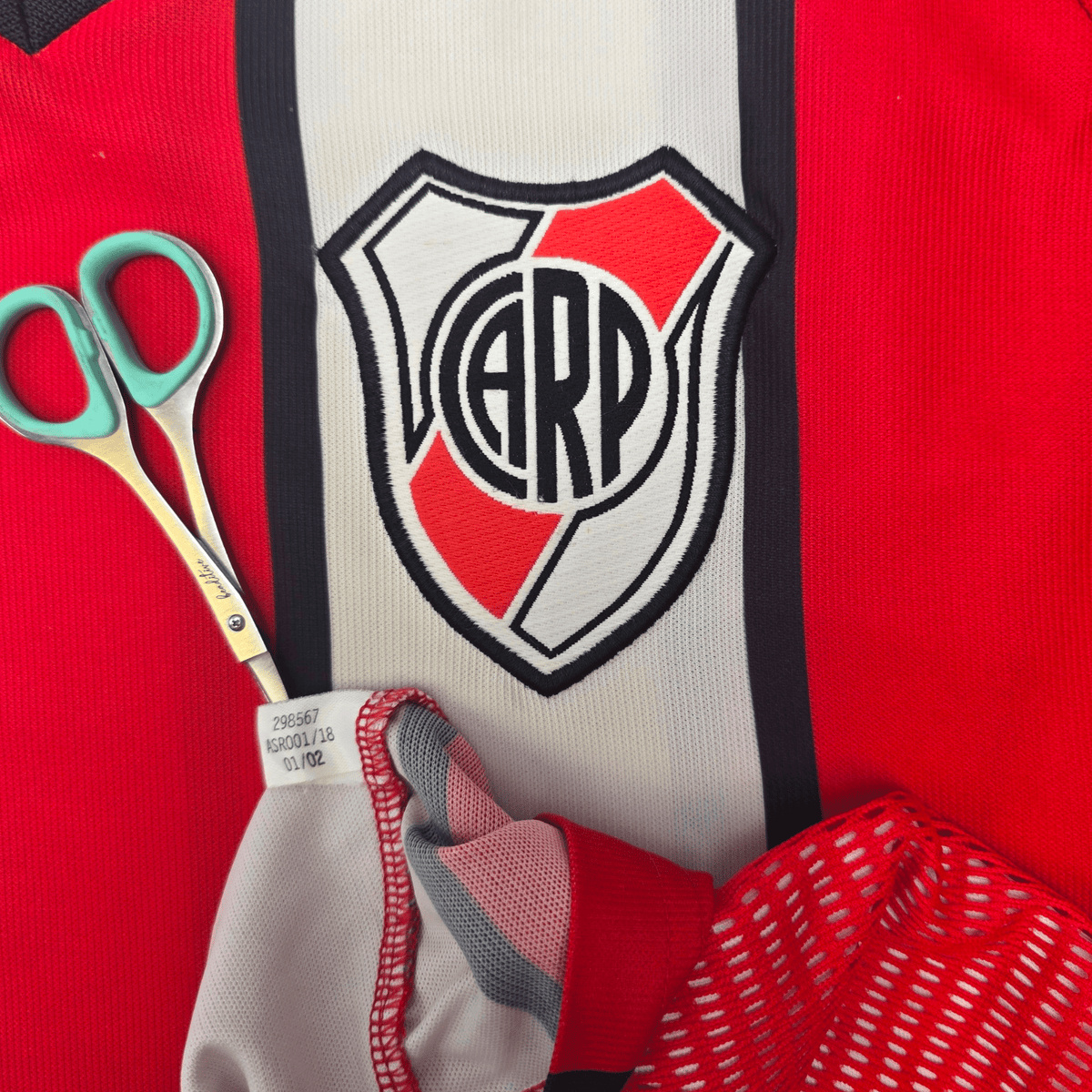 2002/03 River Plate Away Football Shirt (L) Adidas - Football Finery - FF305181