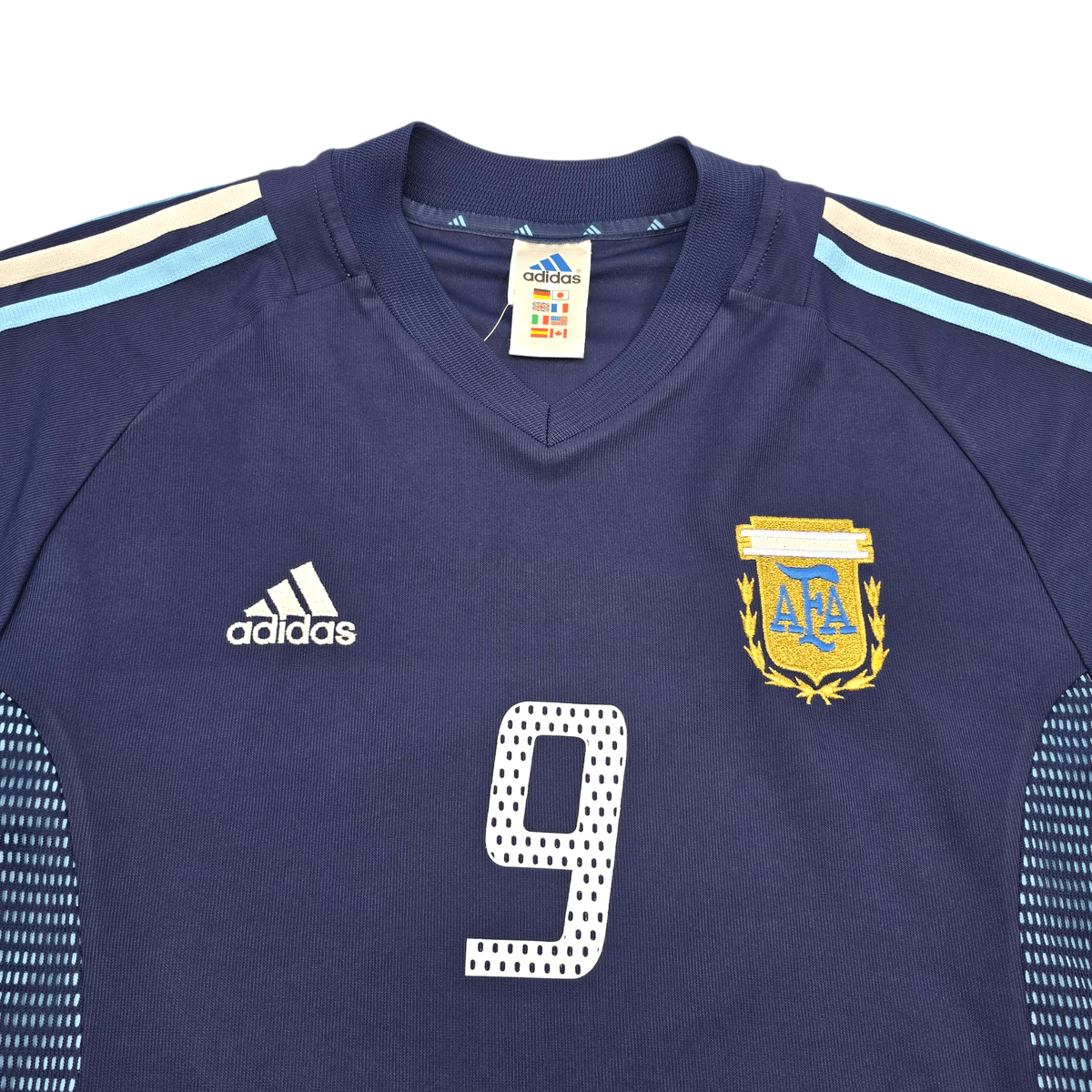 2002/04 Argentina Away Football Shirt (M) Adidas 9 Batistuta - Football Finery - FF303921