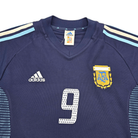 2002/04 Argentina Away Football Shirt (M) Adidas 9 Batistuta - Football Finery - FF303921