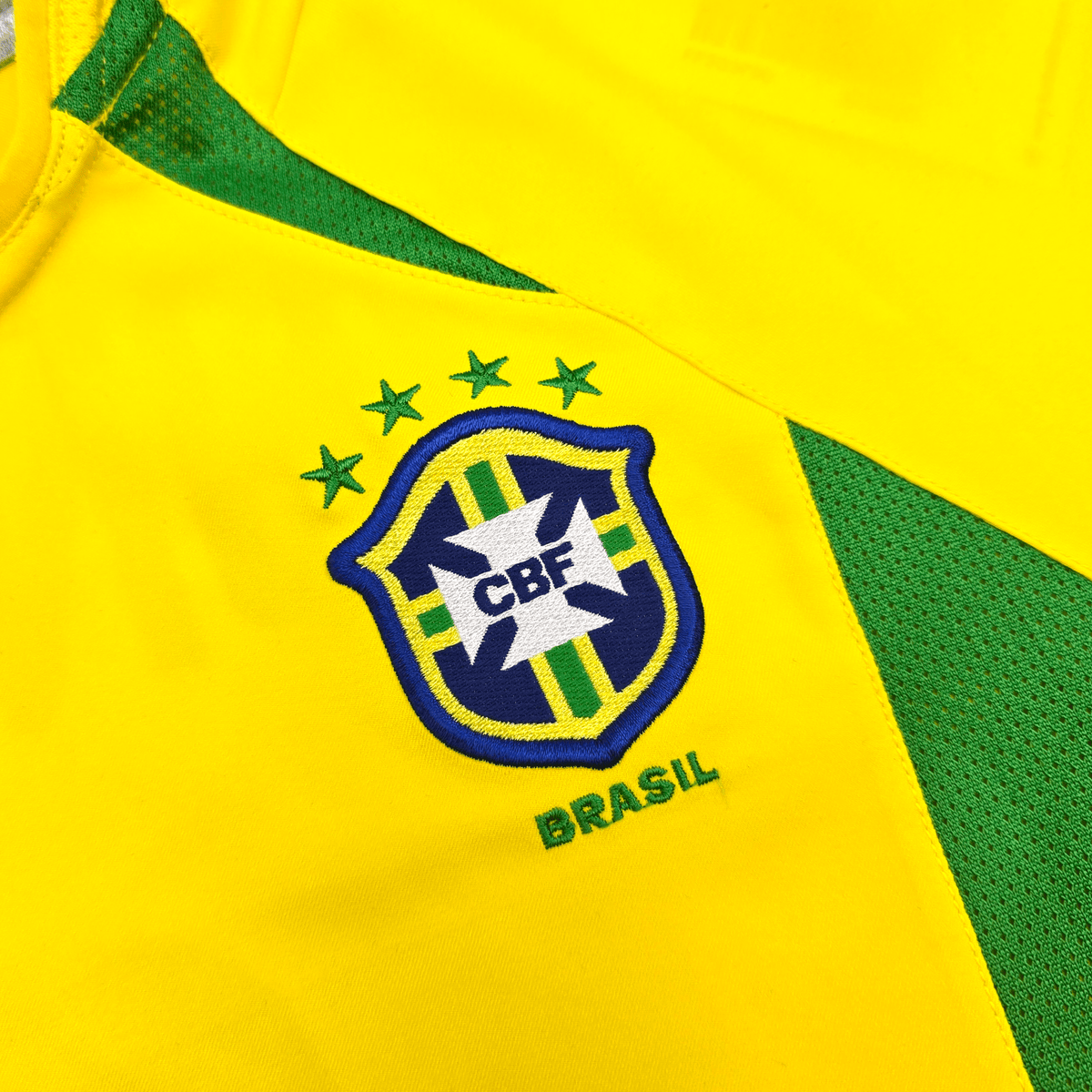 2002/04 Brazil Home Football Shirt (S) Nike 9 Ronaldo - Football Finery - FF303790