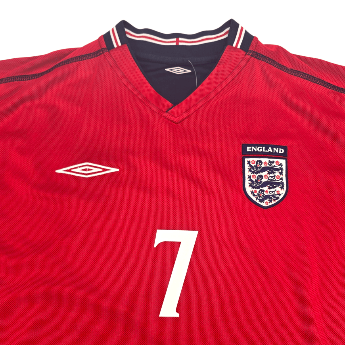 2002/04 England Away Football Shirt (L) Umbro 7 Beckham - Football Finery - FF302943
