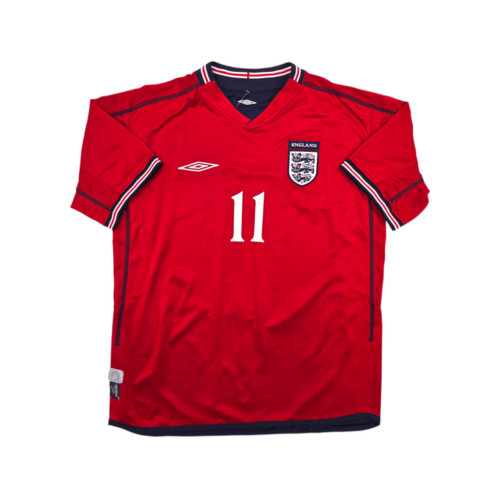 2002/04 England Away Football Shirt (M) Umbro 11 Heskey - Football Finery - FF303059