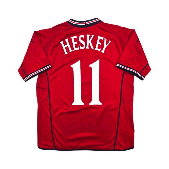 2002/04 England Away Football Shirt (M) Umbro 11 Heskey - Football Finery - FF303059