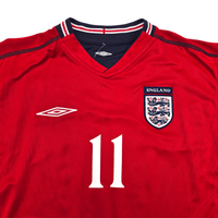 2002/04 England Away Football Shirt (M) Umbro 11 Heskey - Football Finery - FF303059