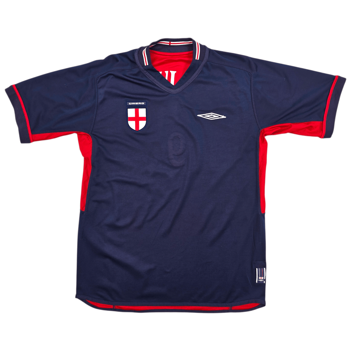 2002/04 England Away Football Shirt (M) Umbro 9 Fowler - Football Finery - FF302497
