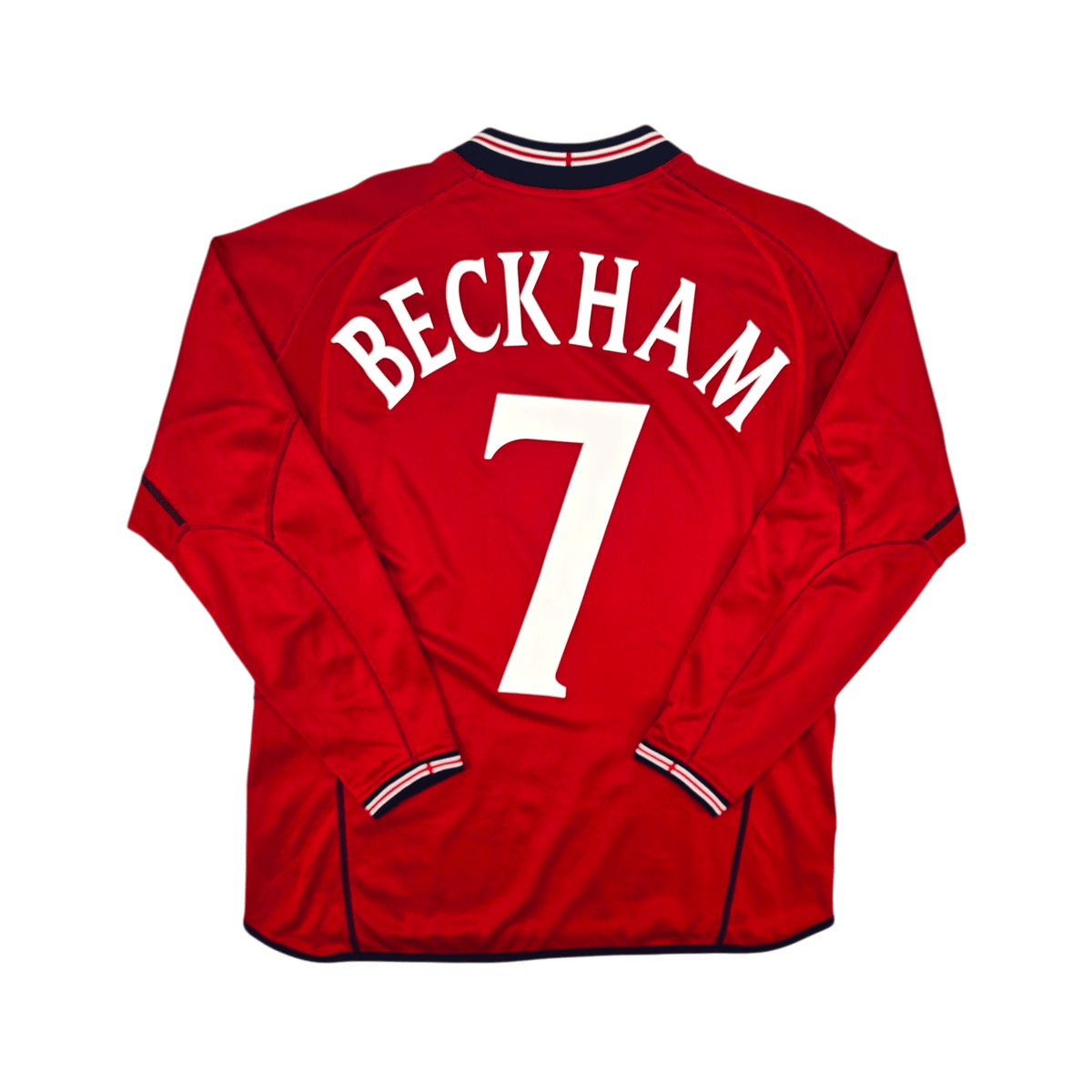 2002/04 England Away Football Shirt (S) Umbro 7 Beckham - Football Finery - FF302390