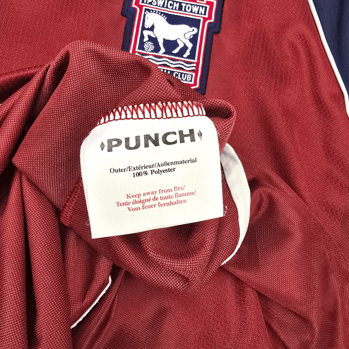 2002/04 Ipswich Town Away Football Shirt (M) Punch 9 Counago - Football Finery - FF302523