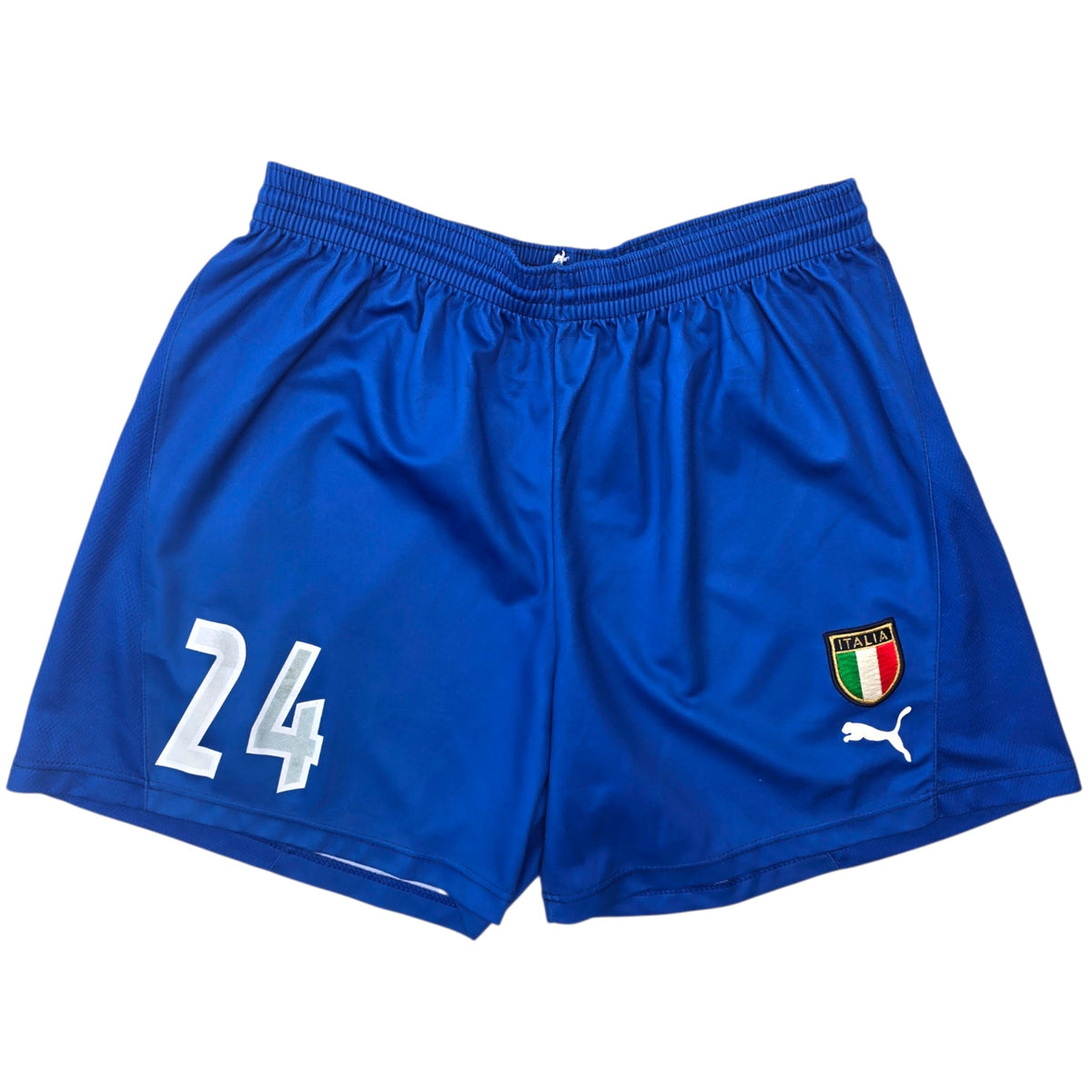 2003/04 Italy Football Shorts (L) Puma | Home (24) - Football Finery - SS10010