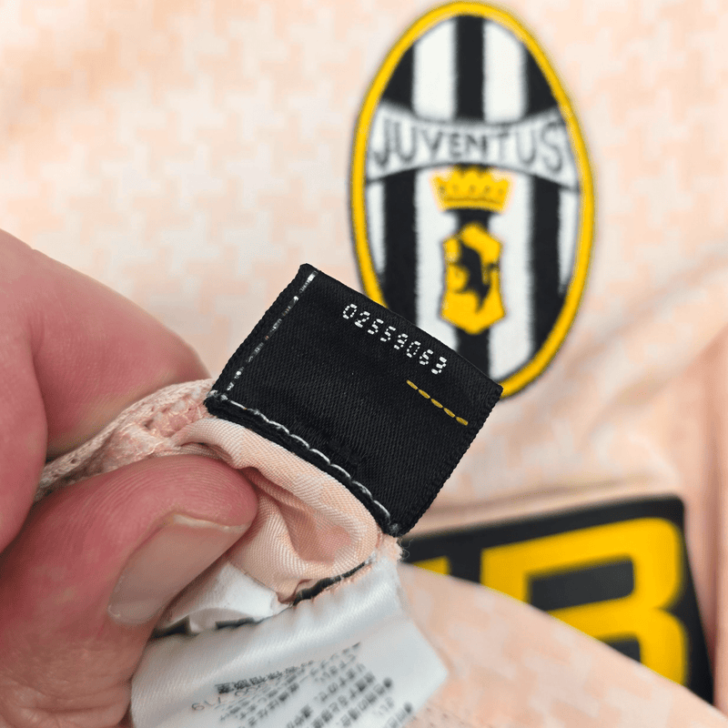 2003/04 Juventus Away Football Shirt (L) Nike 10 Del Piero - Football Finery - FF302917