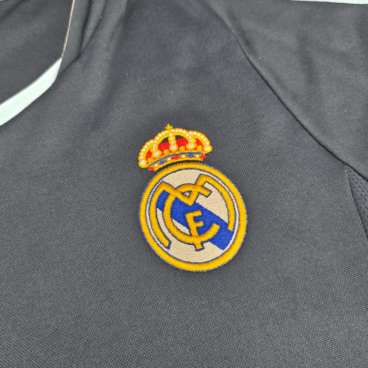 2003/04 Real Madrid Away Football Shirt (M) Adidas 9 Ronaldo - Football Finery - FF302465