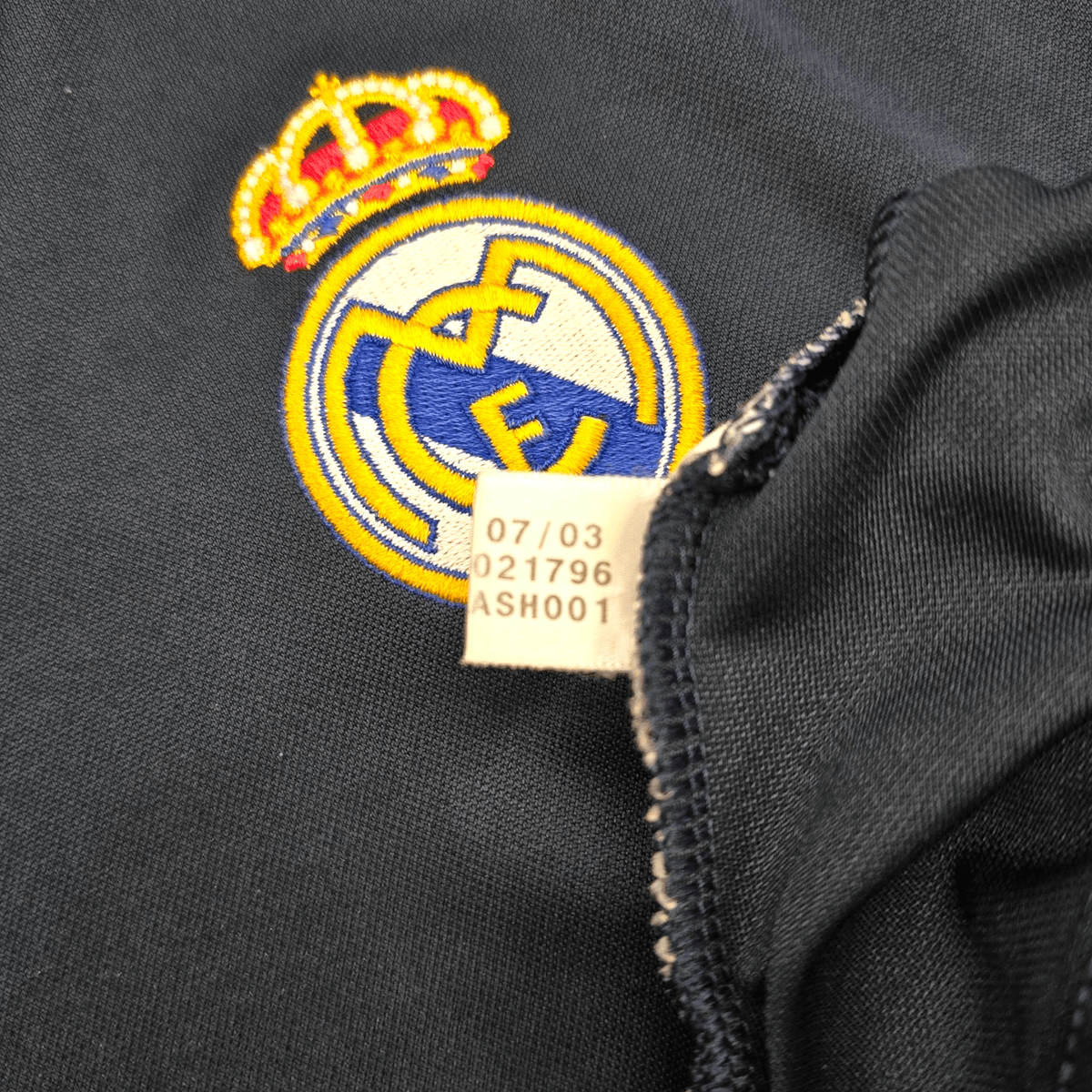 2003/04 Real Madrid Away Football Shirt (S) Adidas #5 Zidane - Football Finery - FF301123